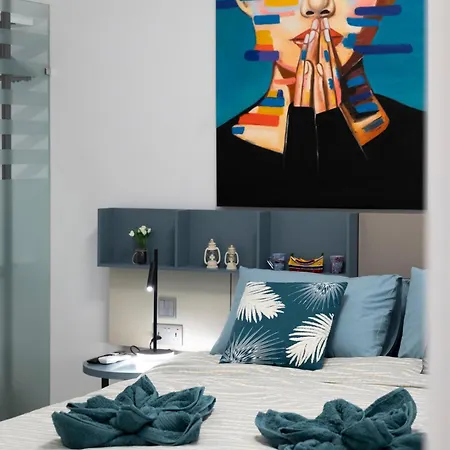 Chic, Modernized Maisonette - Close To Tigne Point, & Saint Julian's Daire *